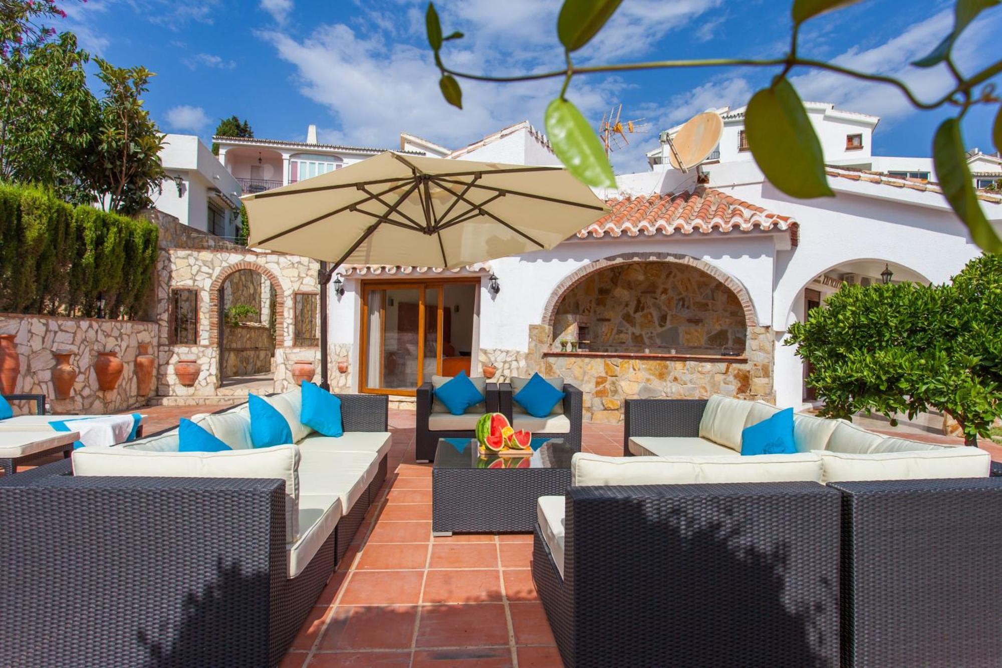 Summer Offers! Fabulous Luxury Villa Near The Beach Sleeps 8 เบนัลมาเดนา ภายนอก รูปภาพ
