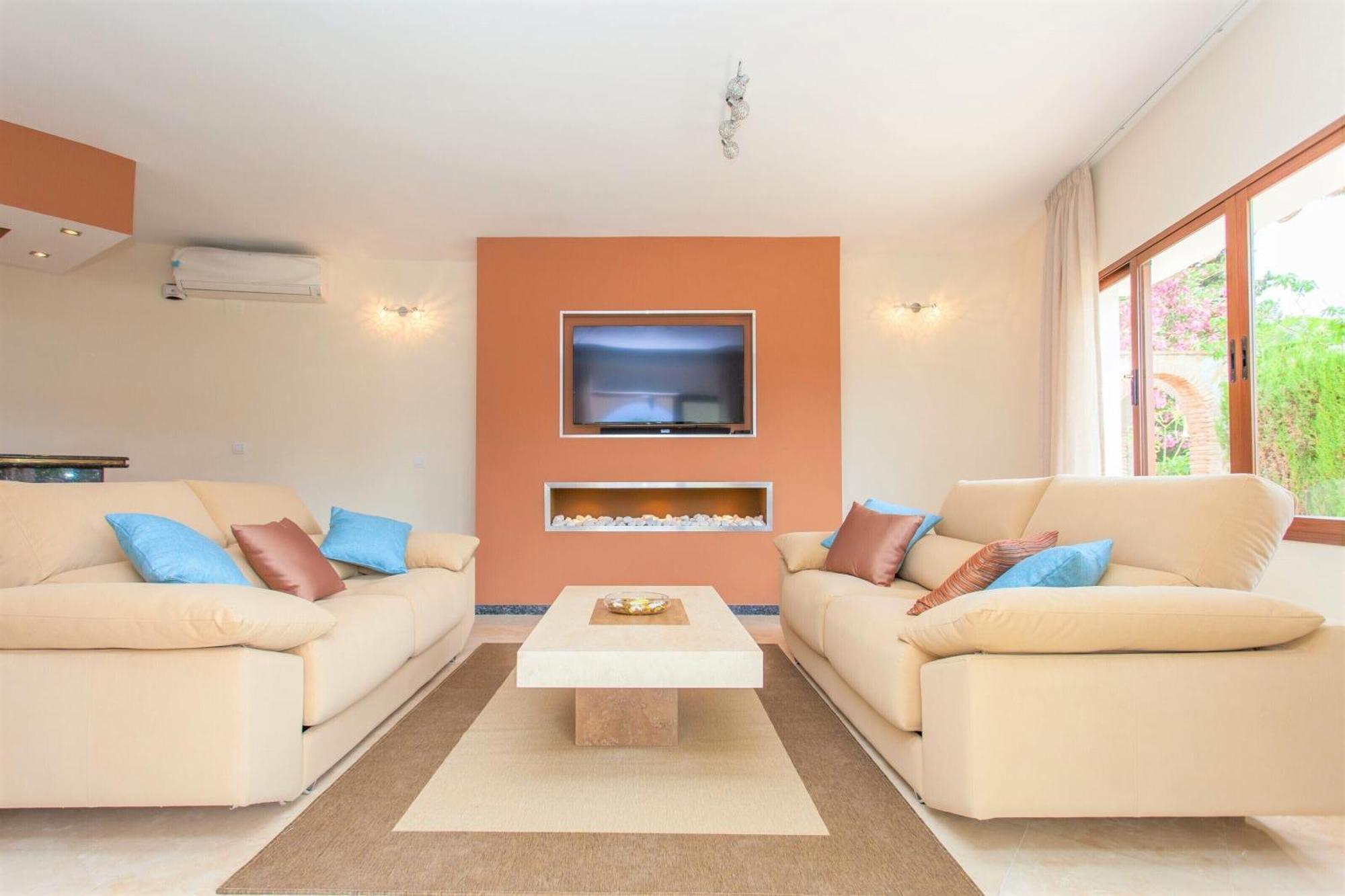 Summer Offers! Fabulous Luxury Villa Near The Beach Sleeps 8 เบนัลมาเดนา ภายนอก รูปภาพ