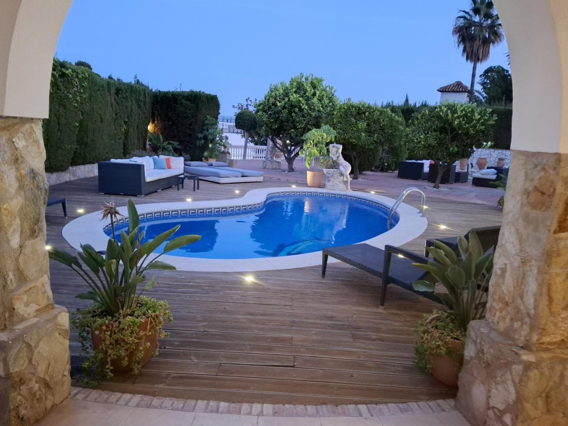 Summer Offers! Fabulous Luxury Villa Near The Beach Sleeps 8 เบนัลมาเดนา ภายนอก รูปภาพ