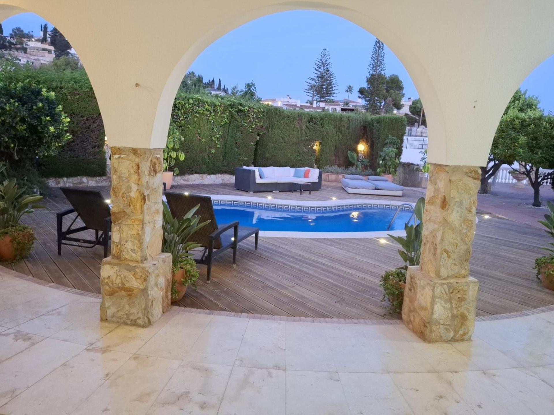 Summer Offers! Fabulous Luxury Villa Near The Beach Sleeps 8 เบนัลมาเดนา ภายนอก รูปภาพ